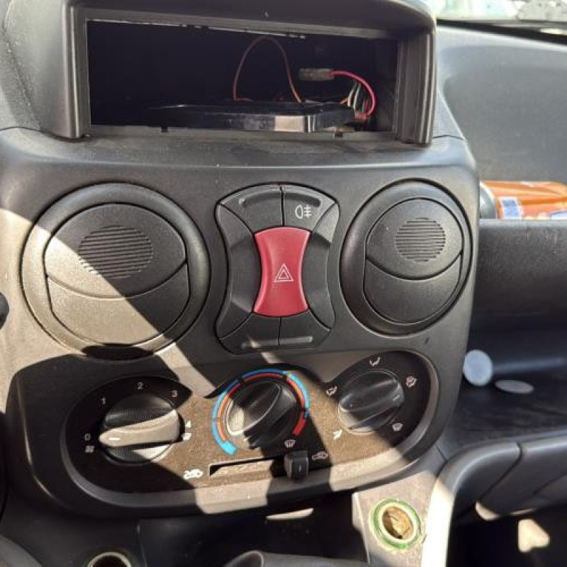 Feu arriere principal droit (feux) FIAT DOBLO 1 Photo n°14