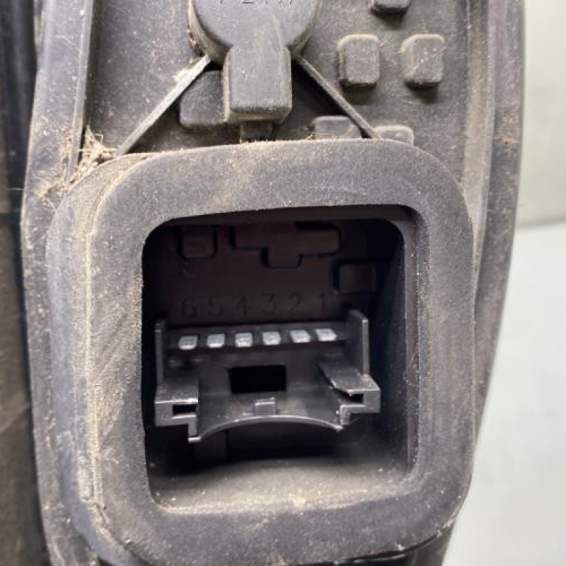 Feu arriere principal gauche (feux) FIAT DOBLO 2 Photo n°3