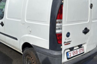 Feu arriere stop central FIAT DOBLO 2