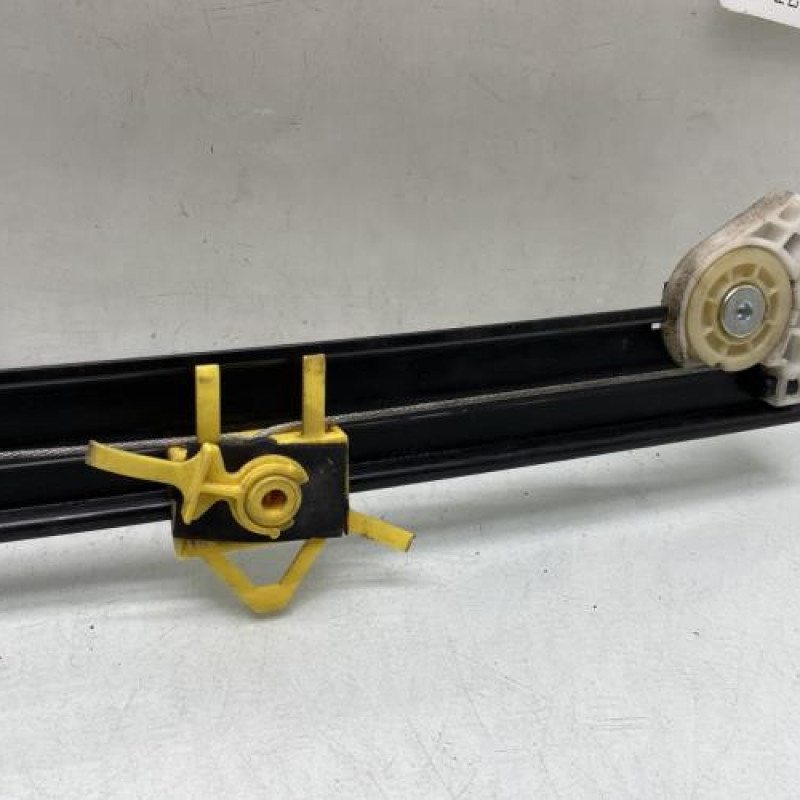 Leve vitre mecanique avant droit FIAT DOBLO 2 Photo n°2