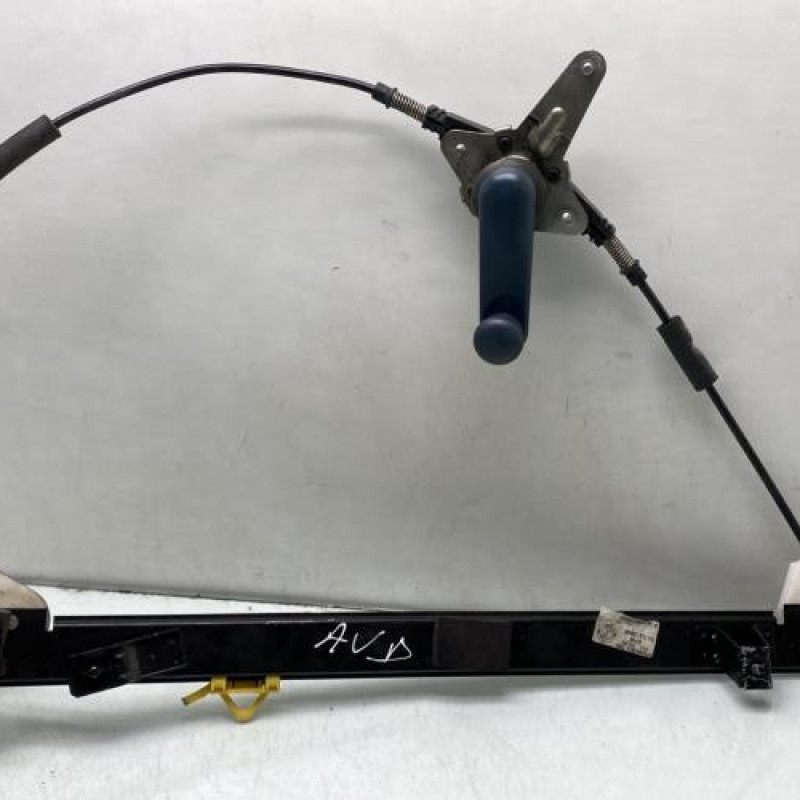 Leve vitre mecanique avant droit FIAT DOBLO 2 Photo n°5