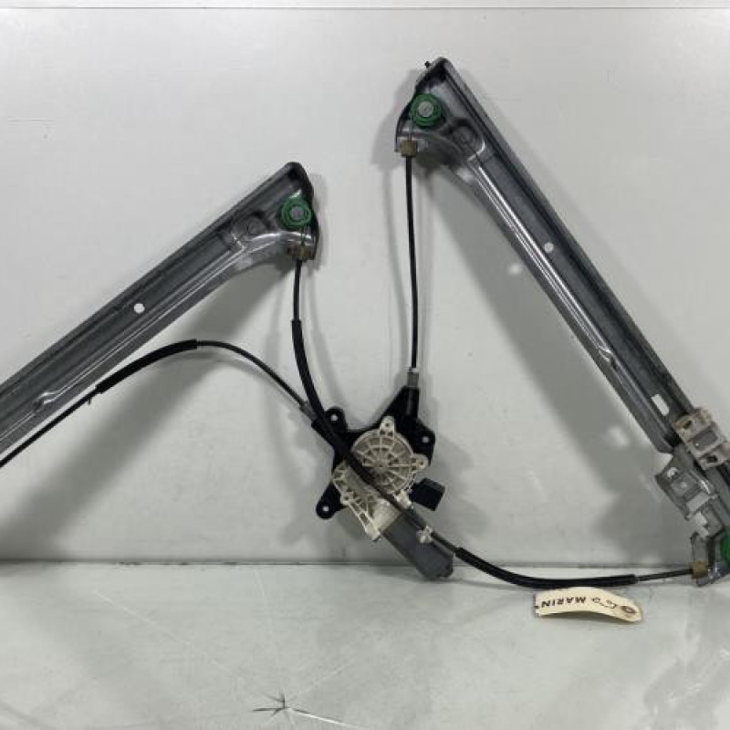 Leve vitre electrique avant gauche MERCEDES VITO 639 Photo n°1