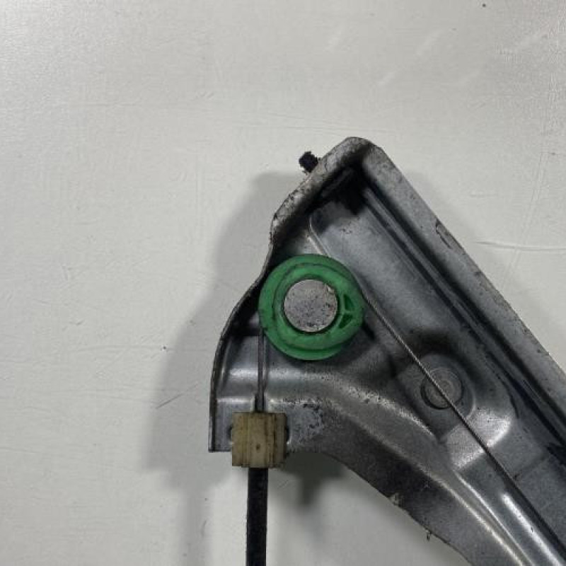 Leve vitre electrique avant gauche MERCEDES VITO 639 Photo n°4