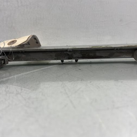 Feu arriere stop central TOYOTA AVENSIS 3