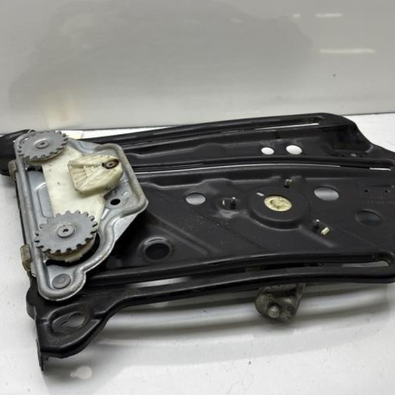 Leve vitre electrique arriere droit BMW SERIE 1 E88 Photo n°7