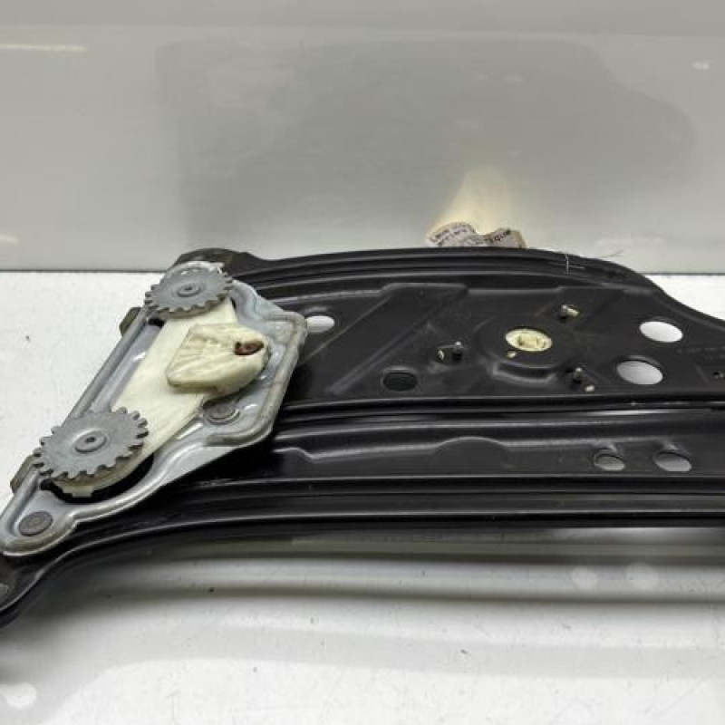 Leve vitre electrique arriere gauche BMW SERIE 1 E88 Photo n°6