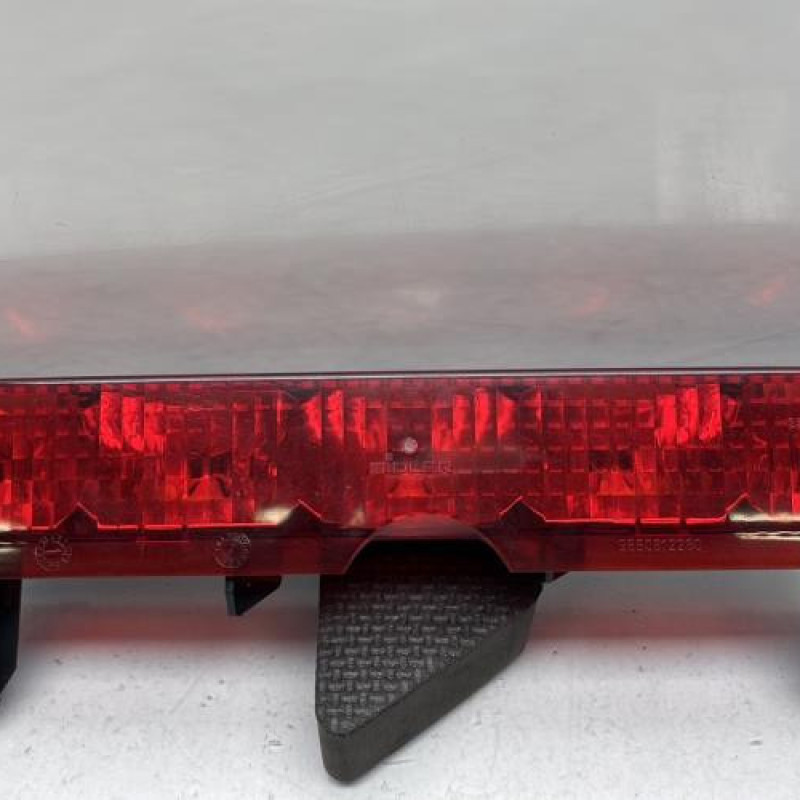 Feu arriere stop central CITROEN C4 1 Photo n°1