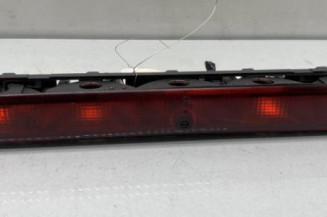 Feu arriere stop central PEUGEOT 206 Photo n°1