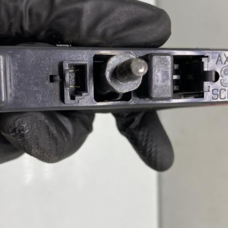 Feu arriere stop central PEUGEOT 206 Photo n°3