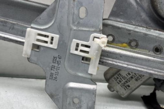 Leve vitre electrique arriere droit DACIA DUSTER 1