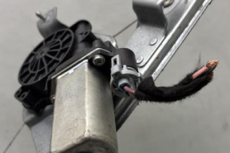 Leve vitre electrique arriere gauche DACIA DUSTER 1