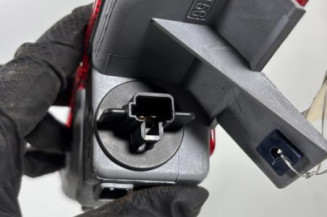 Feu arriere stop central TOYOTA RAV4 2