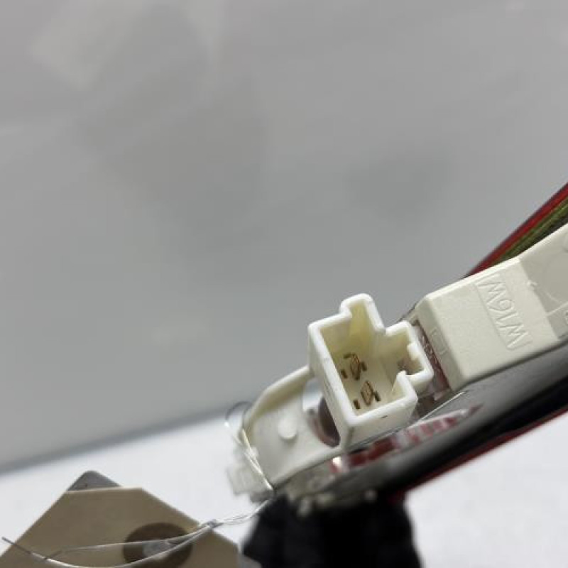 Feu arriere stop central FORD FIESTA 5 Photo n°5