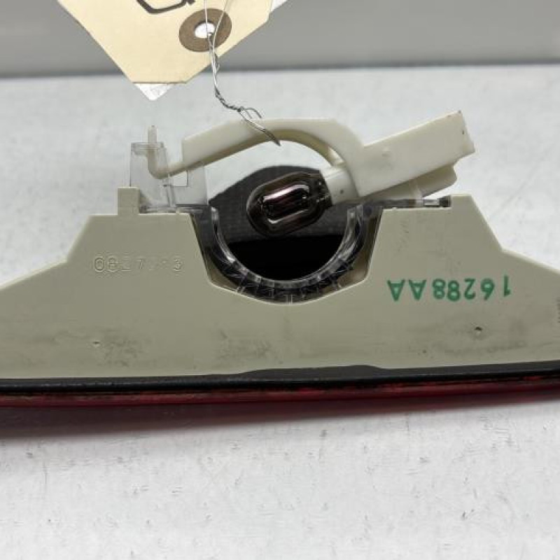 Feu arriere stop central FORD FIESTA 5 Photo n°7