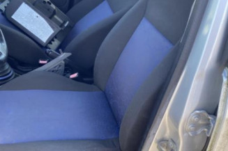 Feu arriere stop central FORD FIESTA 5