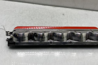 Feu arriere stop central FIAT 500 2