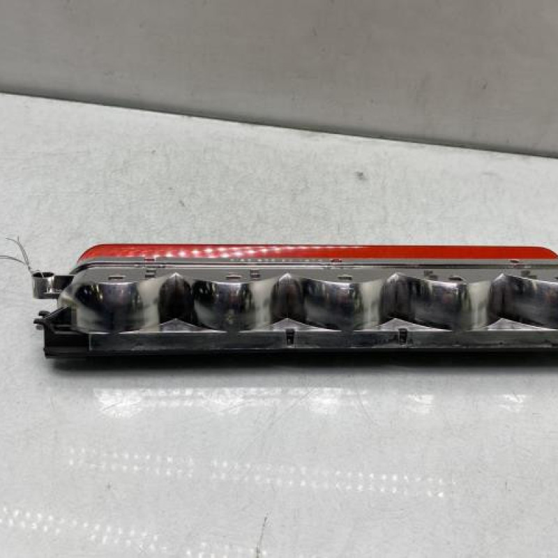 Feu arriere stop central FIAT 500 2 Photo n°2