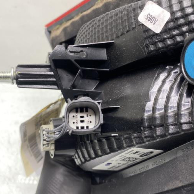 Feu arriere secondaire droit (feux) FORD C-MAX 2 Photo n°3