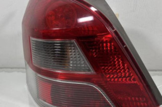 Feu arriere principal gauche (feux) TOYOTA YARIS 2 Photo n°1