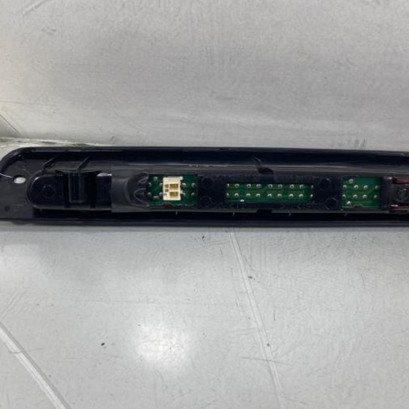 Feu arriere stop central HYUNDAI TUCSON 1 Photo n°3