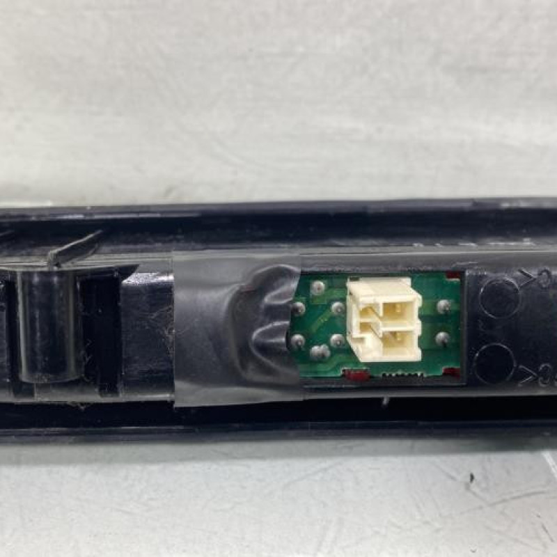 Feu arriere stop central HYUNDAI TUCSON 1 Photo n°4