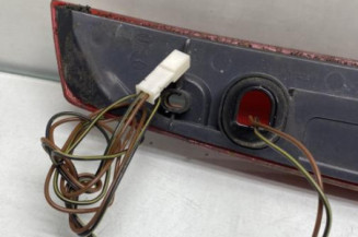 Feu arriere stop central MERCEDES VITO 639