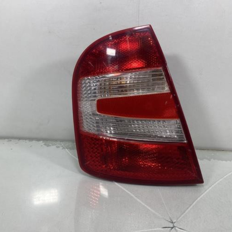 Feu arriere principal gauche (feux) SKODA FABIA 1 Photo n°5