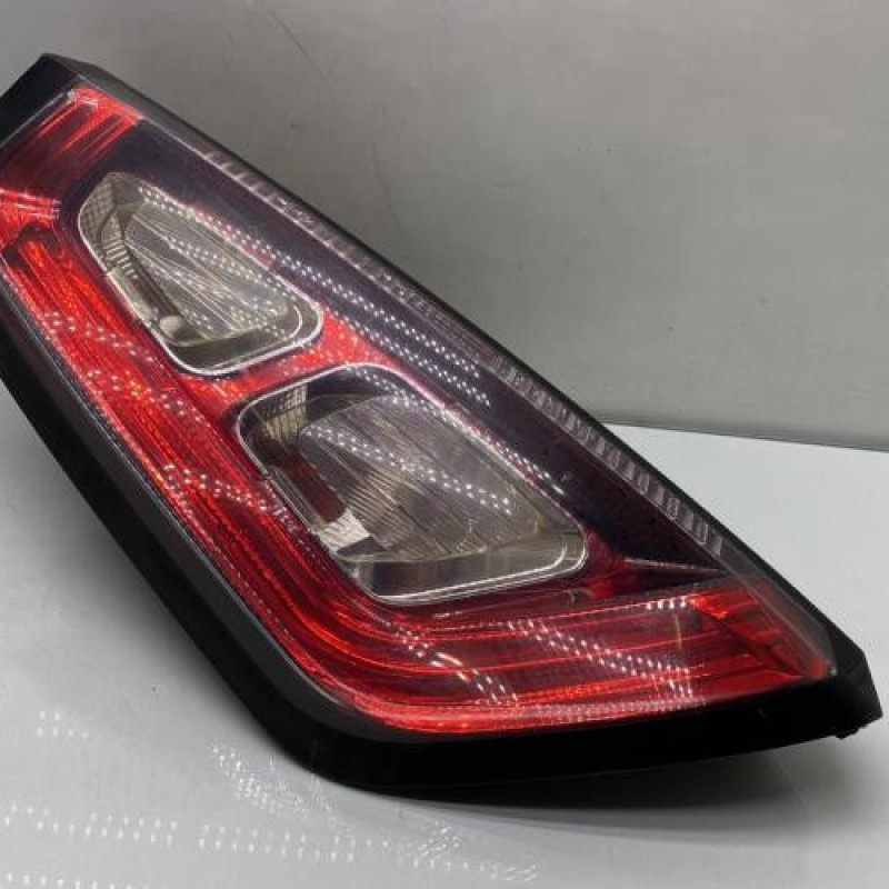 Feu arriere principal gauche (feux) FIAT PUNTO EVO 3 Photo n°1