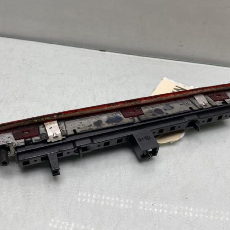 Feu arriere stop central FIAT PUNTO EVO 3 Photo n°2