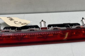 Feu arriere stop central HYUNDAI I 10 2 Photo n°1