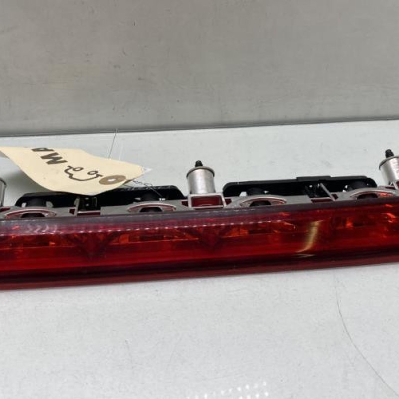 Feu arriere stop central HYUNDAI I 10 2 Photo n°1