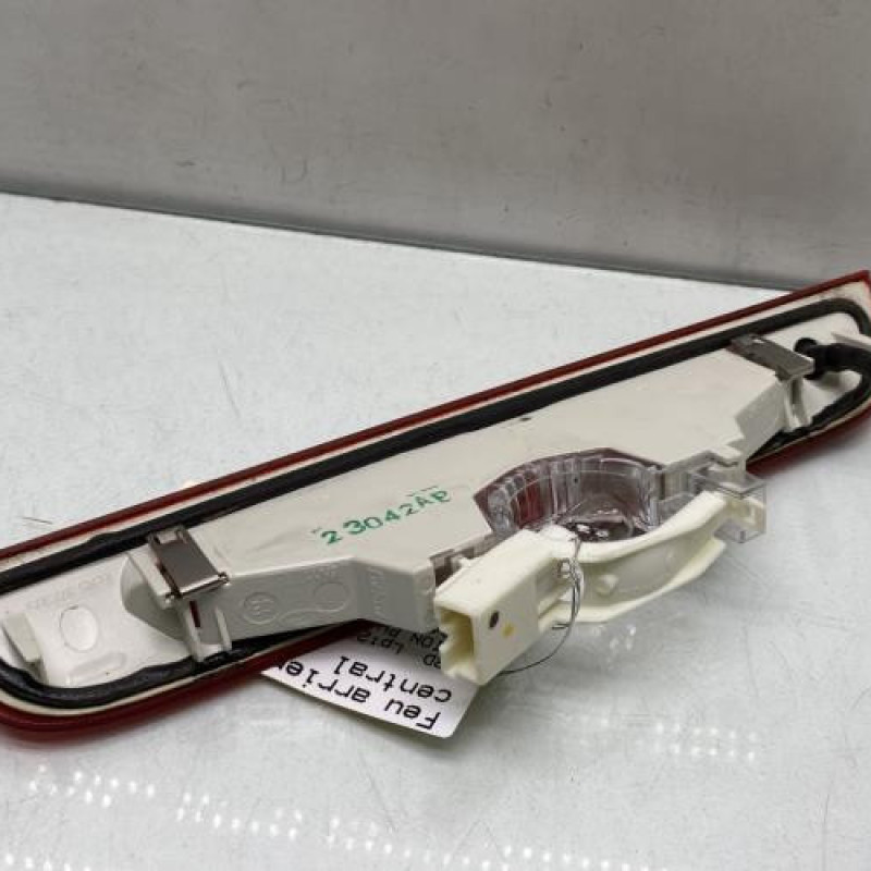 Feu arriere stop central FORD FUSION Photo n°2