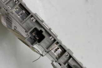 Feu arriere stop central TOYOTA YARIS 2