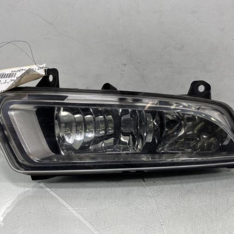 Anti brouillard droit (feux) VOLKSWAGEN POLO 5 Photo n°1