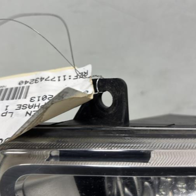 Anti brouillard droit (feux) VOLKSWAGEN POLO 5 Photo n°3