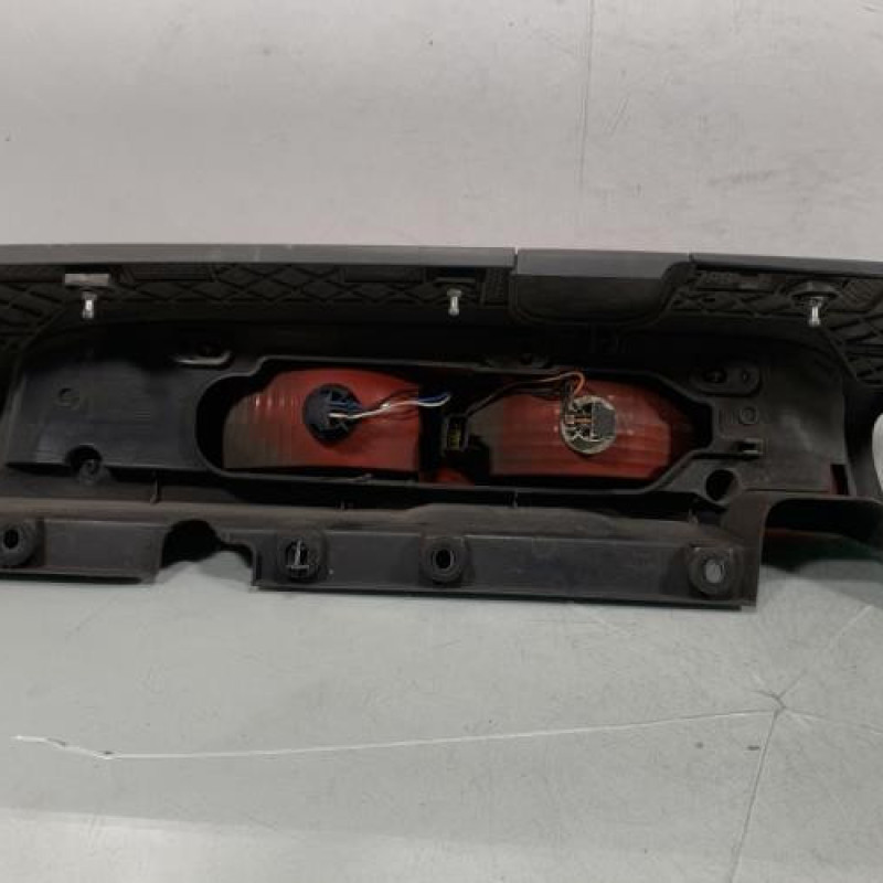 Feu arriere principal gauche (feux) OPEL VIVARO 1 Photo n°4