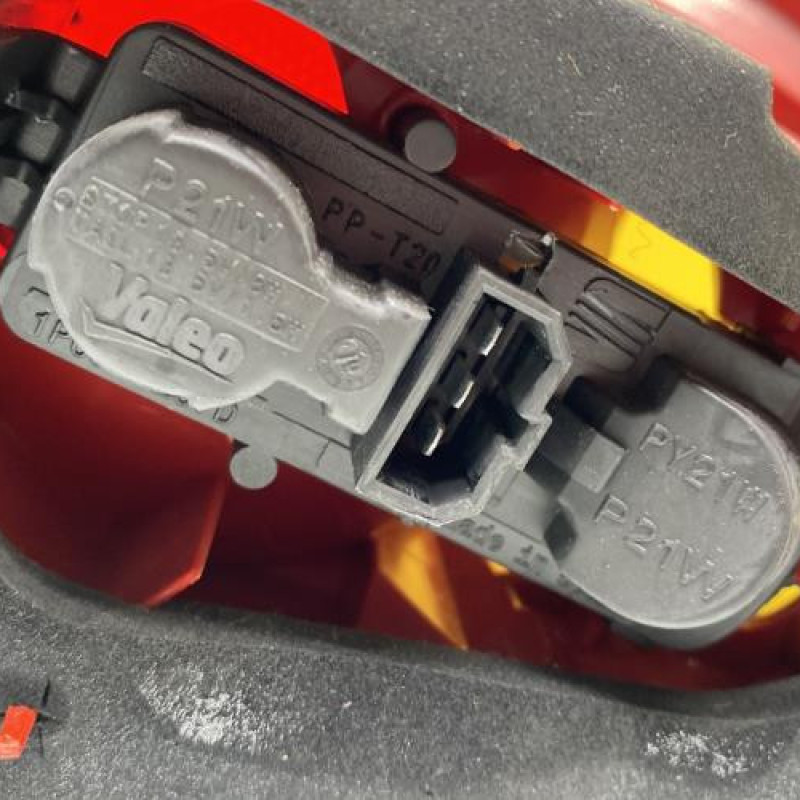 Feu arriere principal gauche (feux) SEAT LEON 2 Photo n°3