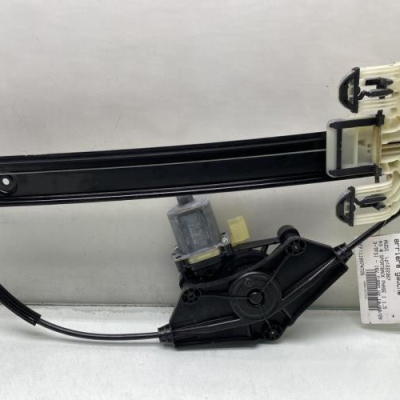 Leve vitre electrique arriere gauche AUDI A3 4 Photo n°1