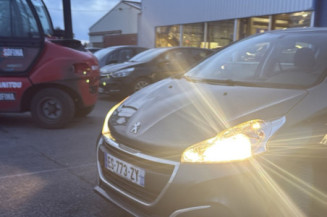 PEUGEOT 208 1 PHASE 2 1.6 BLUE HDI - 8V TURBO