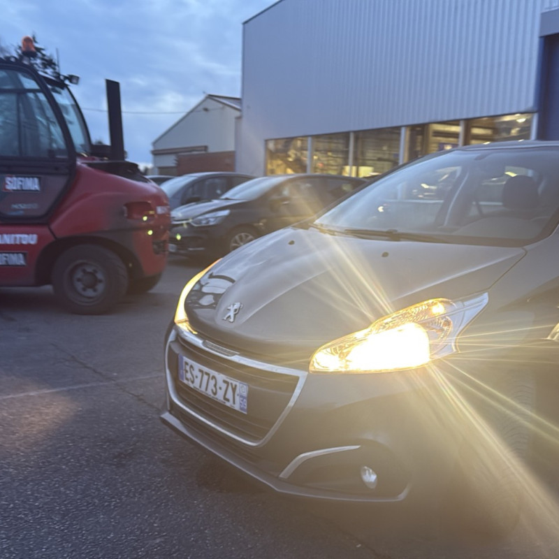 PEUGEOT 208 1 PHASE 2 1.6 BLUE HDI - 8V TURBO Photo n°3