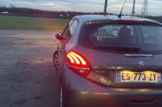PEUGEOT 208 1 PHASE 2 1.6 BLUE HDI - 8V TURBO