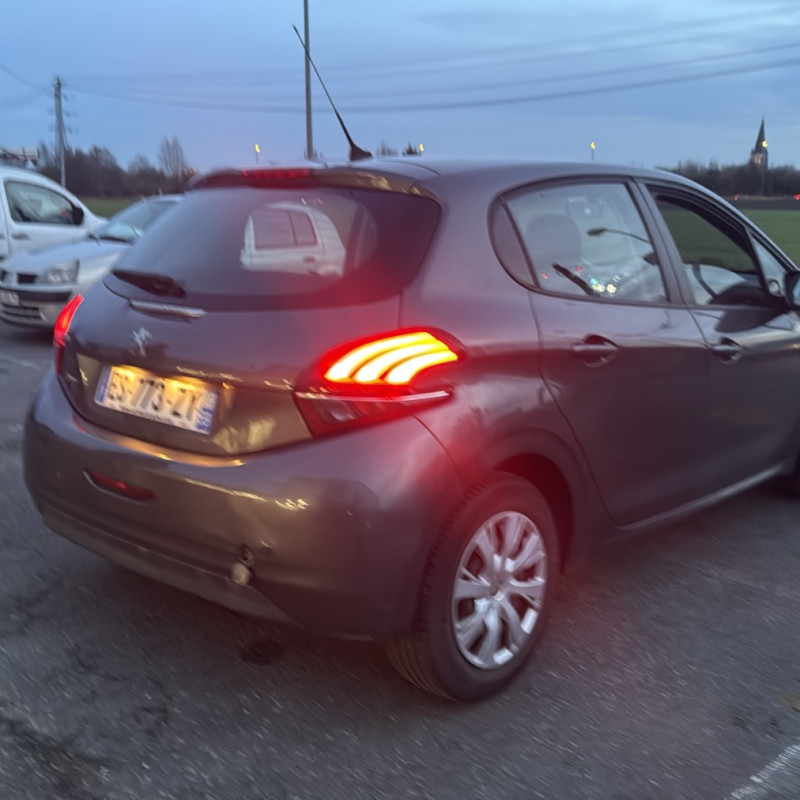 PEUGEOT 208 1 PHASE 2 1.6 BLUE HDI - 8V TURBO Photo n°6