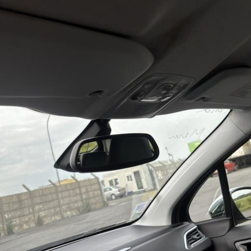 Ecran GPS PEUGEOT 208 1 Photo n°14