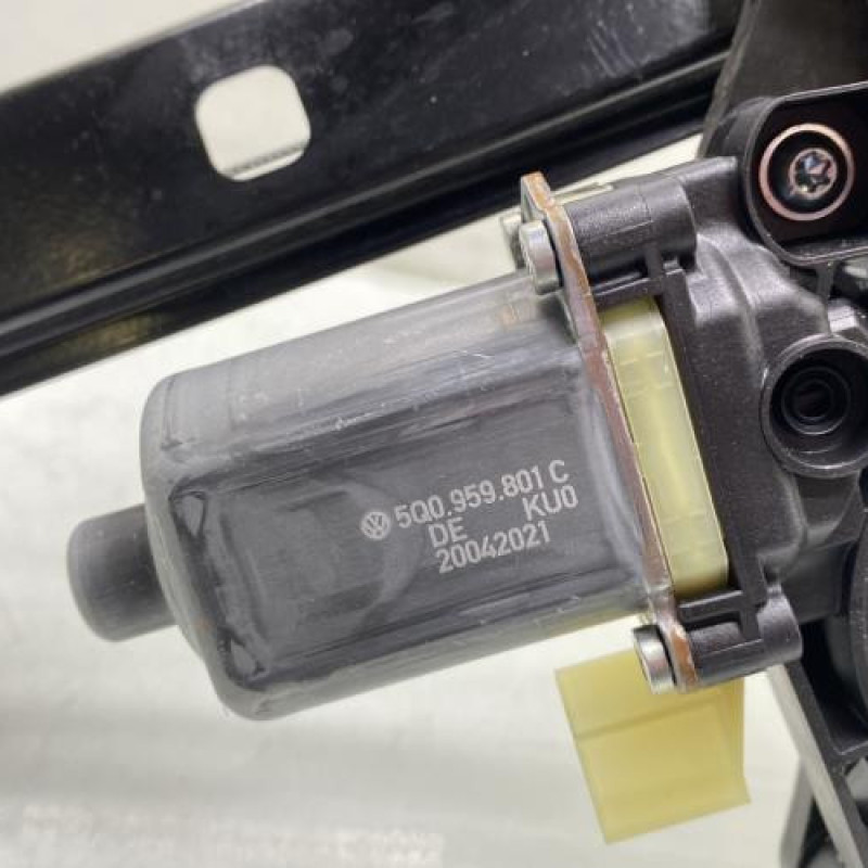 Leve vitre electrique avant droit AUDI A3 4 Photo n°5