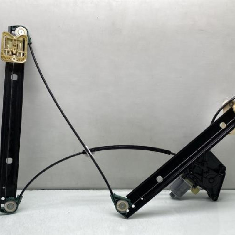 Leve vitre electrique avant gauche AUDI A3 4 Photo n°1