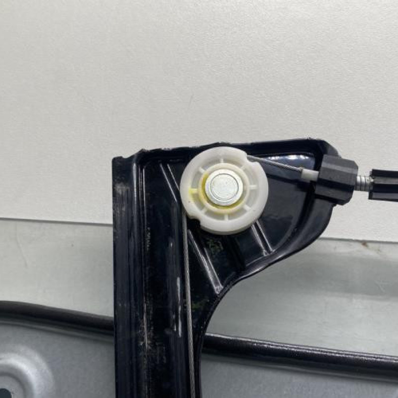 Leve vitre electrique avant droit VOLKSWAGEN CADDY 3 Photo n°6