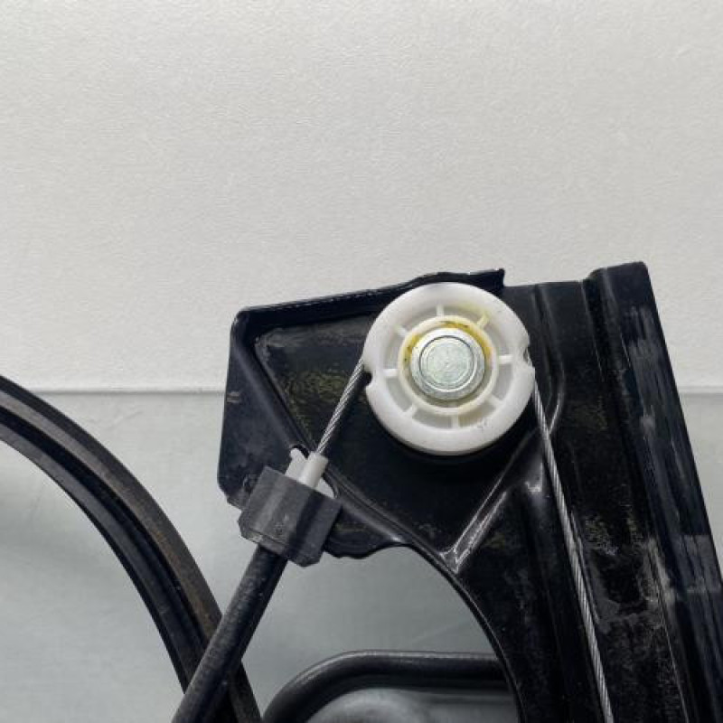 Leve vitre electrique avant droit VOLKSWAGEN CADDY 3 Photo n°7