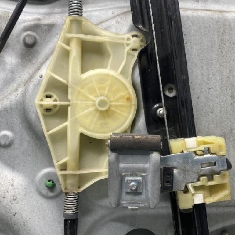 Leve vitre electrique avant droit VOLKSWAGEN CADDY 3 Photo n°8