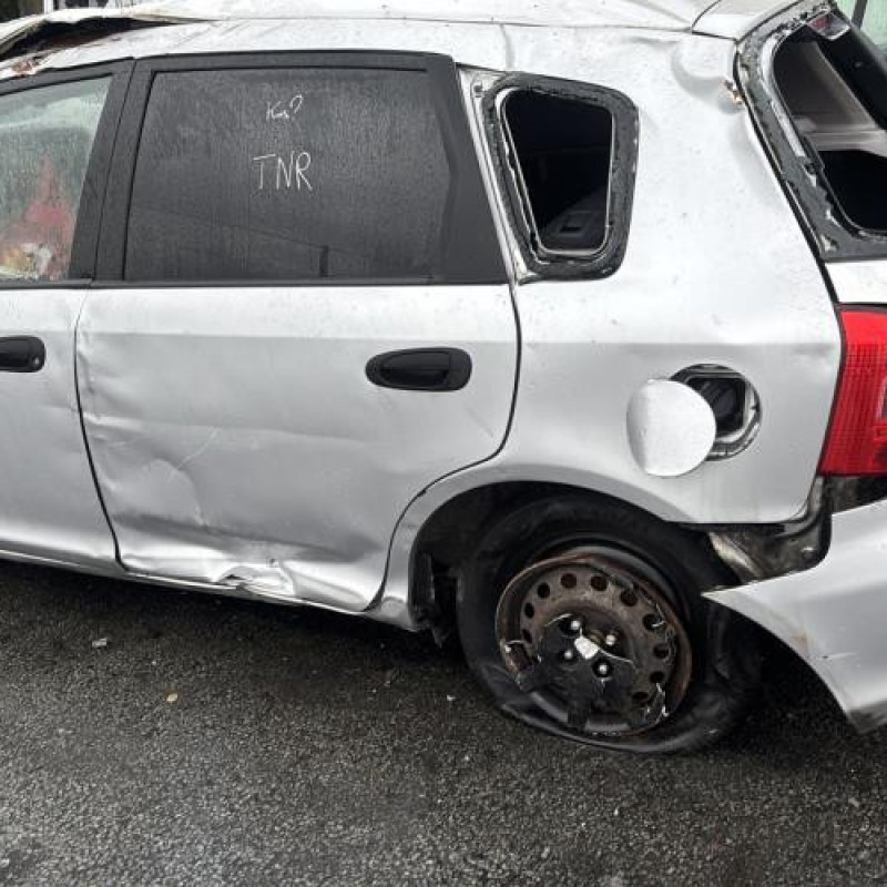 Leve vitre electrique avant gauche HONDA CIVIC 7 Photo n°15