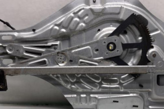 Leve vitre electrique avant gauche HYUNDAI TUCSON 1